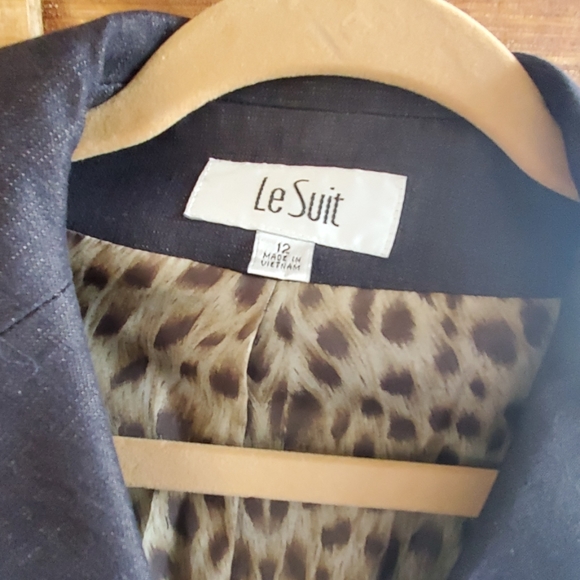 Le Suit jacket, black with gold thread, Size 12 - Picture 2 of 5